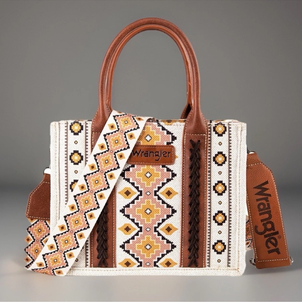 NWT Wrangler Canvas Aztec Tote Purse Diamond White